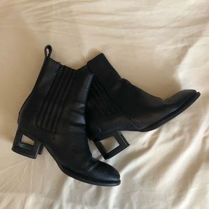 jeffrey campbell chelsea boots